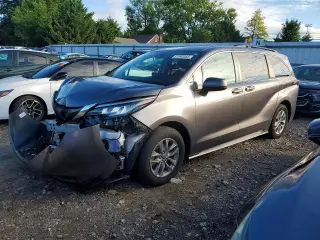 TOYOTA SIENNA 2022