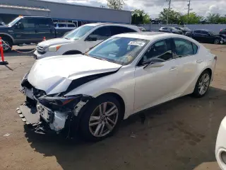 LEXUS IS 2021