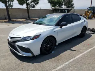 TOYOTA CAMRY 2021