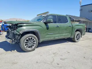 TOYOTA TUNDRA 2023