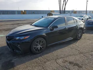 TOYOTA CAMRY 2023