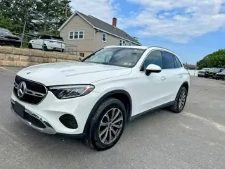 MERCEDES-BENZ GLC 2024