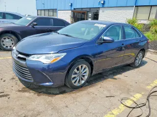 TOYOTA CAMRY 2017