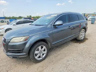 AUDI Q7 2015