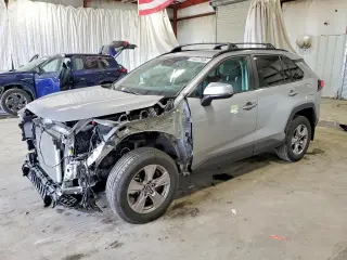 TOYOTA RAV4 2025