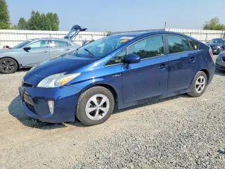 TOYOTA PRIUS 2012