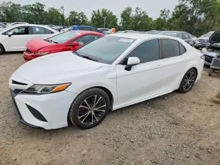 TOYOTA CAMRY 2018