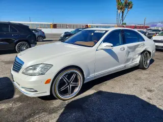 MERCEDES-BENZ S 2011