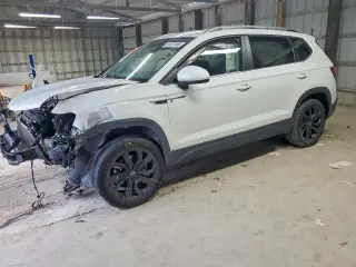 VOLKSWAGEN TAOS 2022