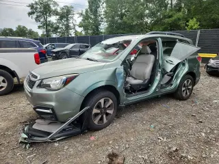 SUBARU FORESTER 2017