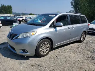 TOYOTA SIENNA 2014
