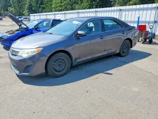 TOYOTA CAMRY 2012