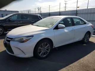TOYOTA CAMRY 2017
