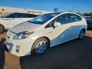 TOYOTA PRIUS 2010