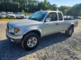 TOYOTA TACOMA 2002