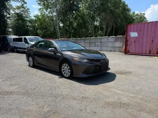 TOYOTA CAMRY 2018