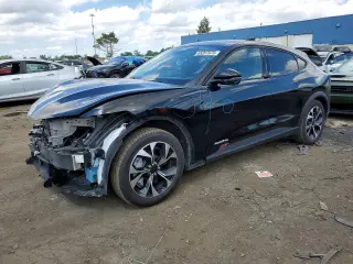 FORD MUSTANG MACH-E 2025
