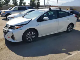 TOYOTA PRIUS PRIME 2017