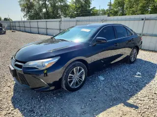 TOYOTA CAMRY 2016