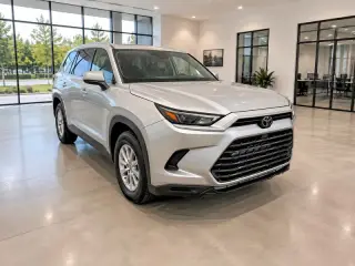 TOYOTA GRAND HIGHLANDER 2025