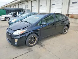 TOYOTA PRIUS 2011