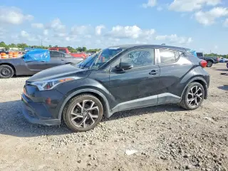 TOYOTA C-HR 2018