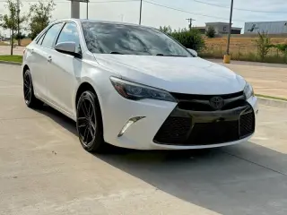 TOYOTA CAMRY 2015