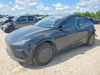 TESLA MODEL  Y 2026