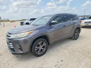 TOYOTA HIGHLANDER 2018