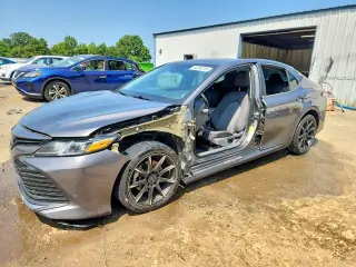 TOYOTA CAMRY 2018