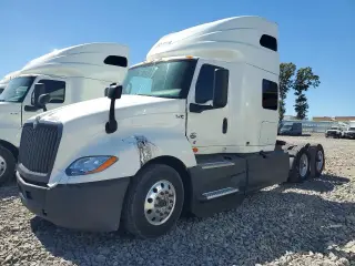 INTERNATIONAL LT625 2022