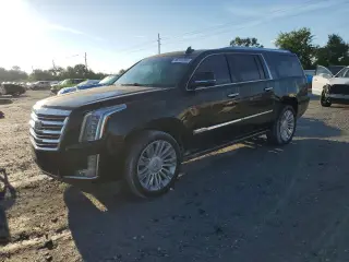 CADILLAC ESCALADE 2016