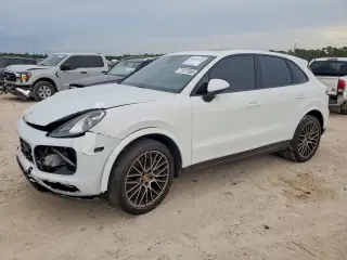 PORSCHE CAYENNE 2023