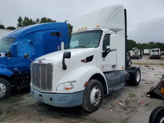 PETERBILT 579 2019